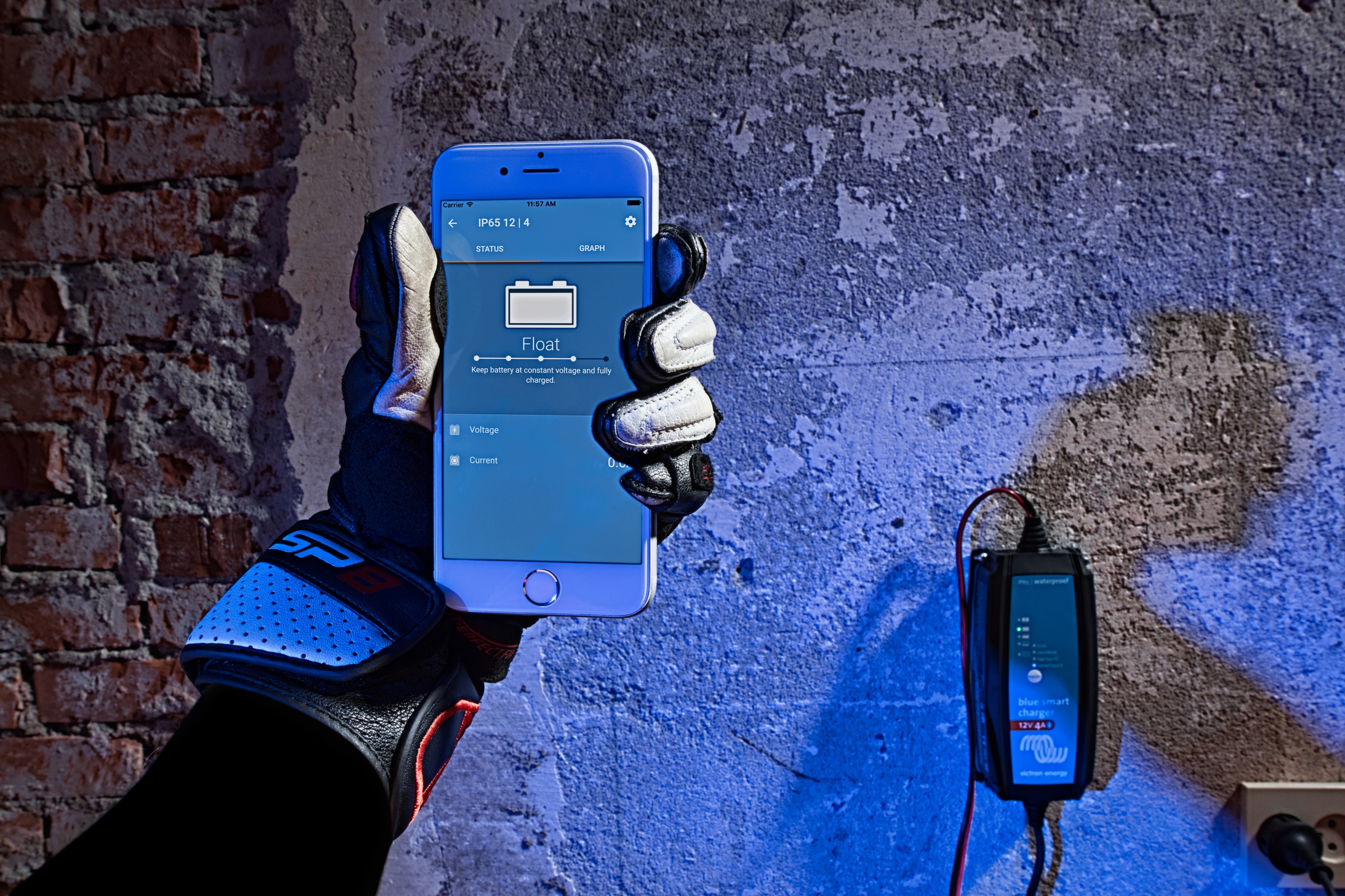 Victron 12V25A Blue Smart IP65 (waterproof) - Afbeelding 3